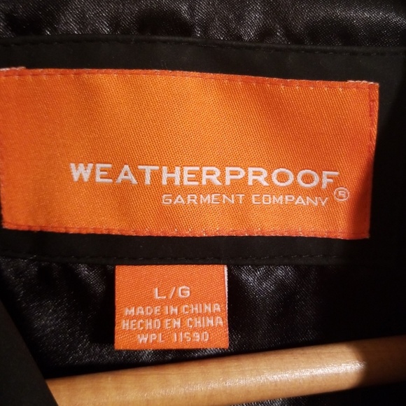 Stylish Waterproof jacket! - Picture 2 of 4